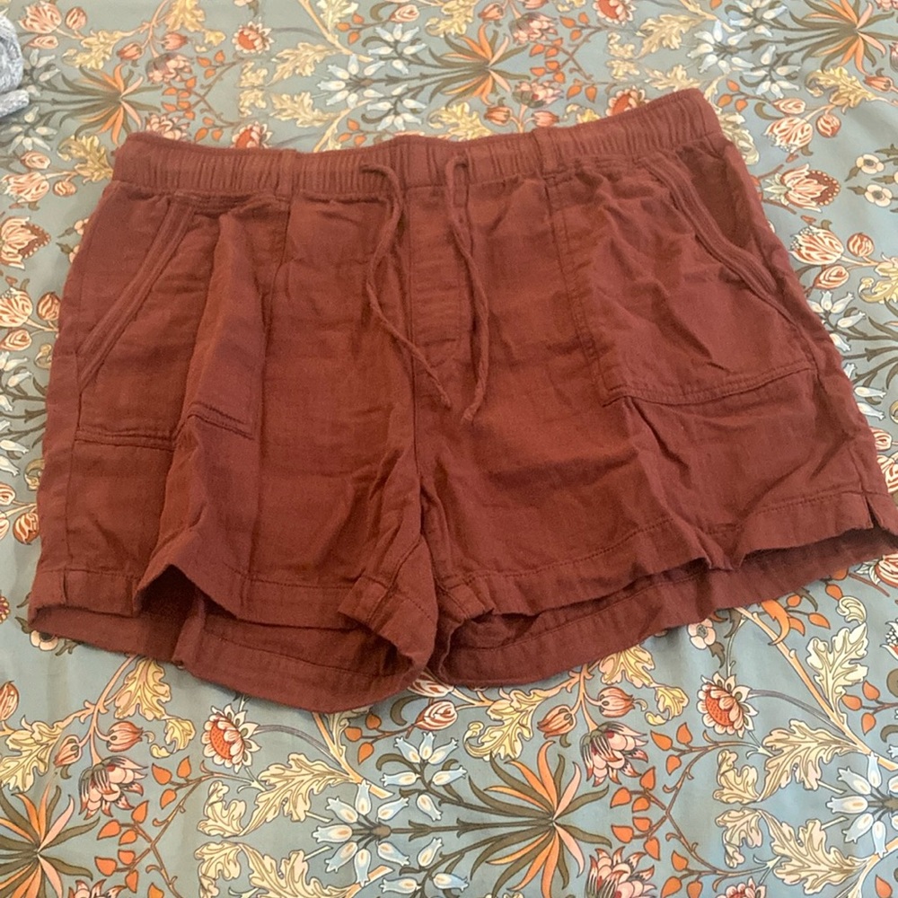 Red Shorts